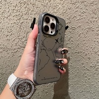 Coque de luxe en gros pour iPhone 15 Pro Max Design antichoc et anti-poussière avec poignée de téléphone Laser Special Craft