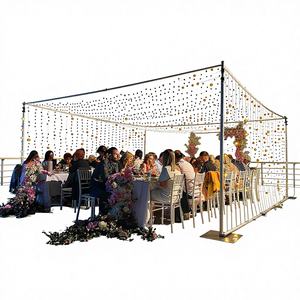 Guirlande lumineuse LED carrée en métal lisse avec design miroir pour événements, fêtes et décorations extérieures - Product Image 1