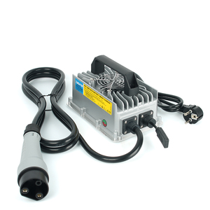 Cargador de batería de carrito de golf personalizado 36V 48 voltios 18A 15A para Club Car EZGO YAHAMA motocicleta eléctrica Ez <span class=keywords><strong>Go</strong></span> batería de litio - Product Image 1
