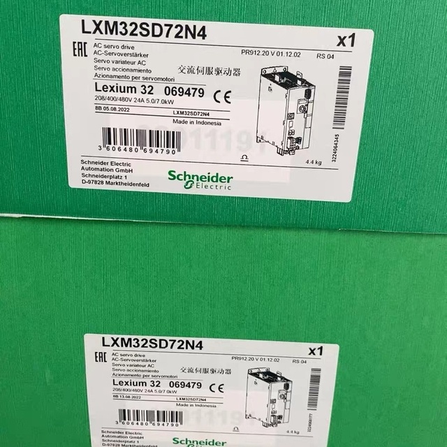 LXM32SD72N4 Lexium32 206-480V 24A Servo Drive for Plc