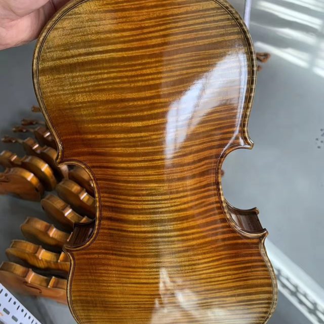 Wholesale Price Handmade Violin 4/4  Aged Spruce Maple Sweet Sound Nylon Strings Instrument Accept OEM