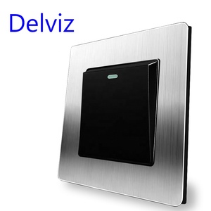 مقبس كهربائي بمعيار المملكة المتحدة 13 أمبير، مفتاح إضاءة حائط، لوحة معدنية من الفولاذ المقاوم للصدأ، شاحن سريع 18 واط مع منفذ USB عالمي من النوع C - Product Image 2