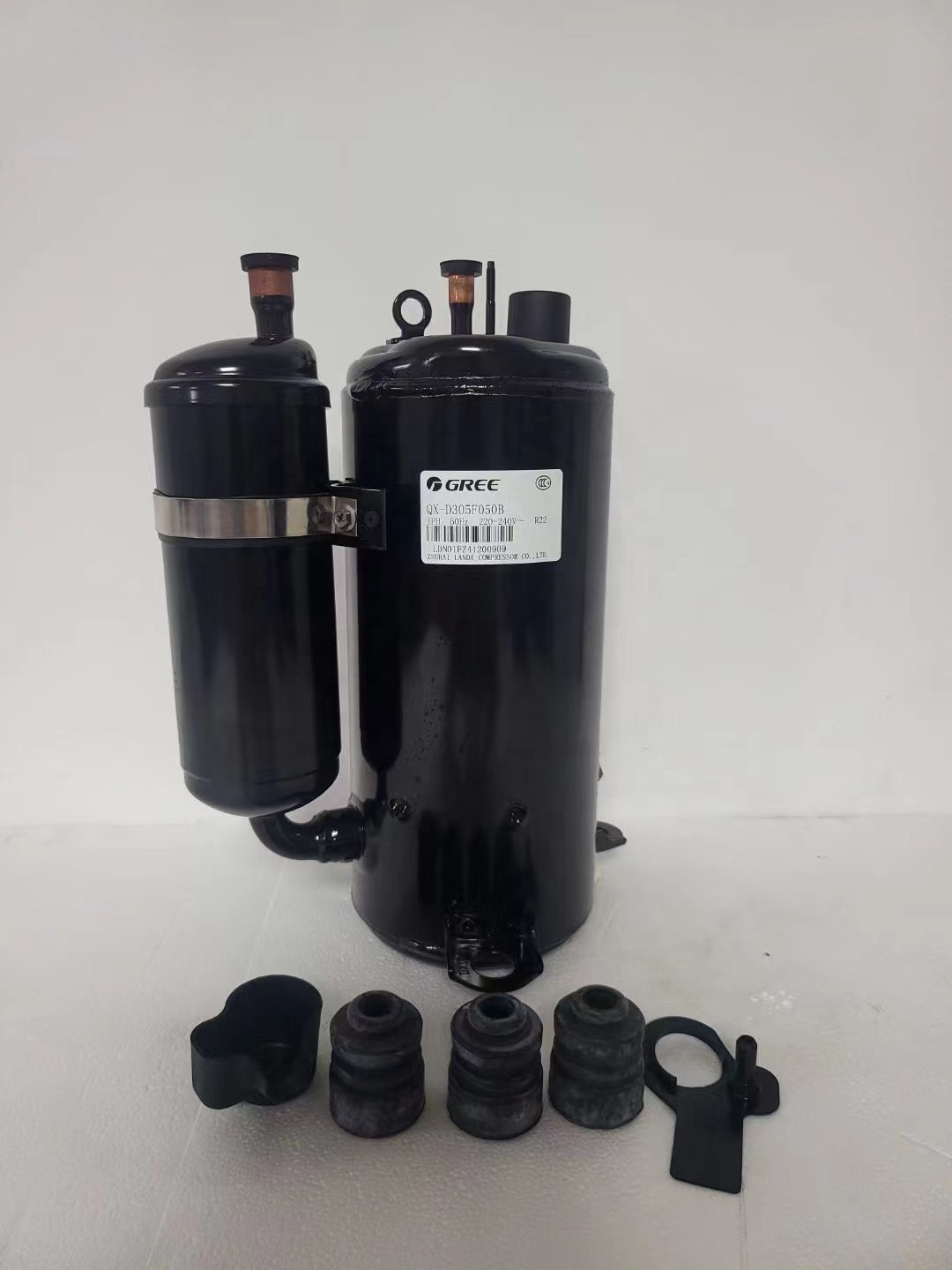 Inverter Rotary Refrigeration Compressor R32 QXF-A098zC170 for Air
