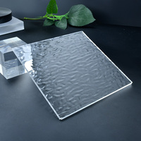 Plexiglas texturé moderne avec finition ondulée, plaque acrylique transparente décorative pour abat-jour et luminaires LED