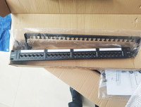 Panel Patch CAT6 RJ45 untuk Peralatan Fiber Optik Rak Mount Pusat Data Jaringan 5G Ruang Server