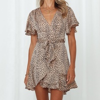 Robe élégante à imprimé floral pour femmes, robe d'été sexy à col en V, mini robe, nouvelle mode, manches courtes, robe moulante pour soirée