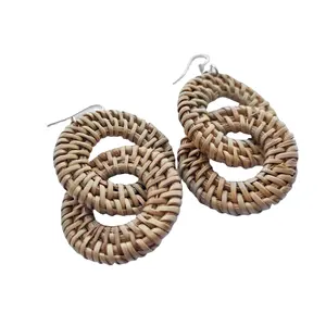 Grosir Anting-Anting Rotan Interlocking Lingkaran dan Perhiasan dari Vietnam Pemasok Terbaik Hubungi Kami untuk Harga Terbaik