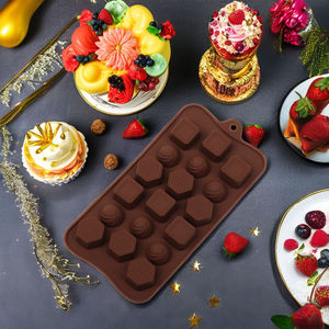 Cartoon Style Kitchen Utensil Baking Silicone 3d Chocolate <b>Cake</b> Making <b>Mold</b> with High Temperature Resistance - Product Image 2