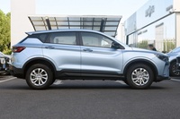 Geely Binyue Coolray 1.5L 5MT 126HP Bensin SUV Kompak 4330mm Body LHD Ekspor Grosir Tersedia 5 Kursi Mobil Keluarga
