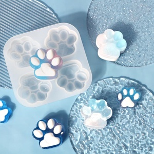 Moule en silicone écologique YLX pour griffes de chat, idéal pour la fabrication de porte-clés, pendentifs, bijoux et outils de pâtisserie, compatible four - Product Image 1