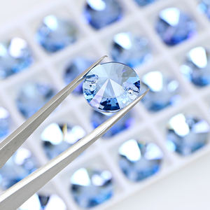 Dongzhou cristallo Color acquamarina strass di vetro Flatback all'ingrosso allentato cucire su perline di cristallo indumento accessori da te - Product Image 3