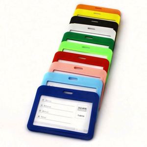 Porte-carte d'identité transparent double face personnalisé en plastique PP pour cartes de visite lors d'événements ou au travail - Product Image 1