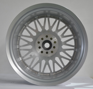 Beadlock <span class=keywords><strong>ล้อ</strong></span>พร้อมร่องลึก,สีขาว Rines ขนาด18X8 18X9สำหรับ<span class=keywords><strong>ล้อ</strong></span><span class=keywords><strong>แม็</strong></span>กซี่ซี่หลายซี่ขอบ PCD <span class=keywords><strong>100</strong></span> 5X120ขอบ8รู - Product Image 4