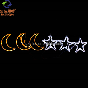 Luce Decorativa a LED a Forma di Stella e Luna Crescente per Natale e Halloween, Illuminazione Paesaggistica da Esterno con Telecomando - Product Image 3