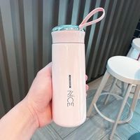 Vente en gros pas cher randonnée en plein air eau chaude et froide enfants cadeau mignon nouveau joli sport doublure en verre bouteille d'eau créative simple
