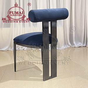 Chaises de banquet de mariage en métal noir au design moderne, vente en gros à Dubaï - Product Image 3
