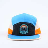 Gorras Deportivas Personalizadas de Nailon Coloridas de 5 Paneles con Cierre a Presión para Camping y Running con Parche de Etiqueta Tejida