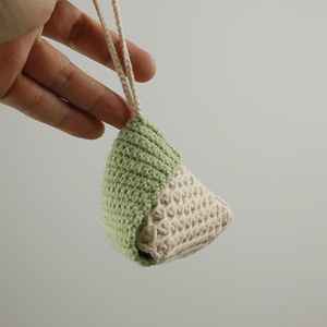 Adornos zongzi tejidos a mano, <span class=keywords><strong>monederos</strong></span> <span class=keywords><strong>de</strong></span> lana hechos a crochet <span class=keywords><strong>para</strong></span> el Festival del Barco Dragón, se pueden usar como bolsitas portátiles. - Product Image 2