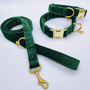 2022 Fabrikant Custom Logo Naam Luxe Huisdier Aangelijnd Kak Bag Harness Set Kat Kraag Fluwelen Strik Rose Gold Metalen Fluwelen hond Kraag - Product Image 4