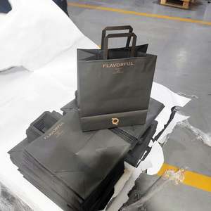 Sacs en papier personnalisés de luxe noirs modernes uniques pour vêtements, parfums, emballages de bijoux, cadeaux, achats en gros KM - Product Image 3