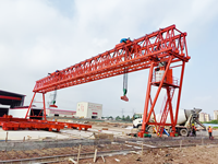 Portique de lancement à double poutre 40t 60t 80t 100t pour la construction de ponts autoroutiers et ferroviaires