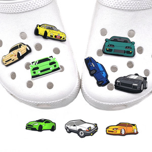 Accessoires décoratifs pour chaussures en caoutchouc souple, style JDM Cartoon Car, avec fleurs et boucles, modèle F035, tendance, polyvalents et adorables - Product Image 4