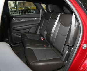 Accessoires de voiture, conversion intérieure de fourgonnette, sièges de luxe personnalisés avec table pour Cadillac <span class=keywords><strong>Escalade</strong></span>, sièges passagers personnalisés - Product Image 4