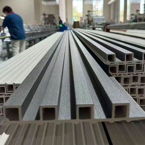 Pannello Murale WPC PVC Scanalato, Colore Personalizzato, Impermeabile, Rivestimento Interno 3D, Design <span class=keywords><strong>Moderno</strong></span>, Pannello Decorativo per <span class=keywords><strong>Soggiorno</strong></span> - Product Image 4