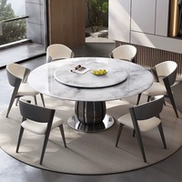 Mesa de Comedor Redonda de Diseño con una Superficie de Piedra Brillante y una Base de Madera Maciza con Incrustaciones de Acero Inoxidable para Muebles de Hogar Modernos