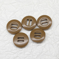 Grosir Pabrik kualitas tinggi 20mm bulat 2 lubang hijau biru Khaki Resin kancing kustom logo kamuflase mantel kancing anyaman