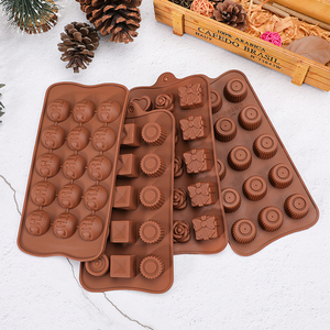 Moule à chocolat en silicone antiadhésif sans BPA, 15 cavités, platine LFGB, pour la Saint-Valentin, de la marque MUYULINS - Product Image 6