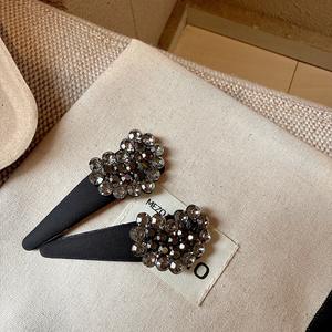 Barrettes à cheveux en cristal en forme de cœur de luxe personnalisées, accessoires pour femmes - Product Image 3