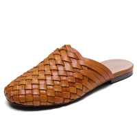Chaussures de luxe en cuir de vachette de haute qualité pour femmes pantoufles à fond plat nouvelles sandales de plage rétro décontractées pour femmes