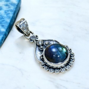 Colgante DE PLATA 925 con piedra lunar arcoíris de fuego azul natural con piedras preciosas, joyería fina hecha a mano - Product Image 1