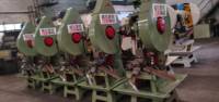 Machine de poinçonnage automatique et de fabrication de œillets, outil pour fabriquer des boutons métalliques