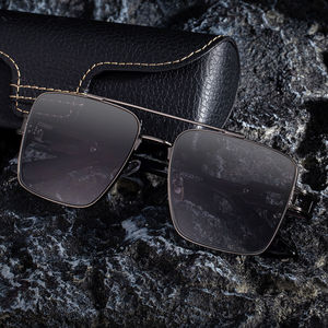 Nouvelles lunettes de soleil carrées pour hommes, monture en métal noir et plastique, protection UV400, pour la conduite en extérieur, verres de classe 2 - Product Image 1