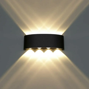 Lámpara de pared IP65 de alta calidad, pantalla de aluminio, para exteriores - Product Image 1