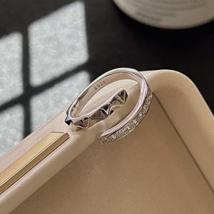 แหวนเงินแท้ 925 สไตล์ฝรั่งเศส ดีไซน์มินิมอล เรียบหรู รูปทรงเรขาคณิต ประดับเพชร ดีไซน์ทันสมัย - Product Image 1