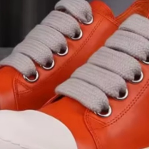 Venta directa de fábrica de zapatos de cuero naranja a la moda con tacones altos, diseño con cordones, punta redonda, zapatos casuales. - Product Image 2