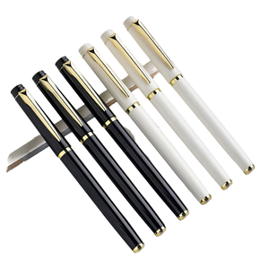 Özel Logo Baskılı 0.5mm Lüks Jel Kalem İş Ofisi Promosyon Hediyesi Konferanslar İçin İmza Kalemi Plastik Malzeme - Product Image 5