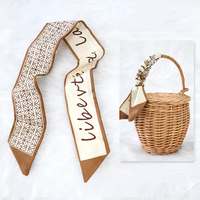 Ruban à cheveux, Foulard, Cravate, Bandeau et Sac personnalisés, motif géométrique et lettres grecques, couleur kaki, pour Fête de sororité, Anniversaire de filles, Festival, Cadeau