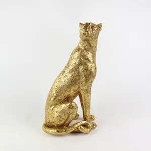 A estátua de leão de resina dourada decoração de casa ou escritório