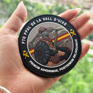 Logo Personalizzato in <span class=keywords><strong>PVC</strong></span> Silicone 3D Goffrato Toppa in Gomma Morbida Termoadesiva Etichetta per Abbigliamento Indumenti - Product Image 2