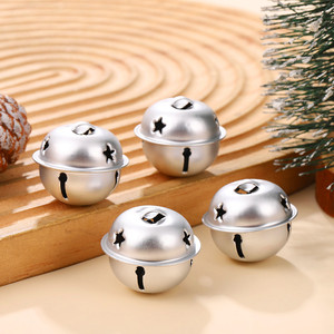 Cloches <span class=keywords><strong>de</strong></span> Noël rondes multi-spécifications en fer doré mat et argenté pour arbre <span class=keywords><strong>de</strong></span> Noël et collier d'animal <span class=keywords><strong>de</strong></span> compagnie - Product Image 6