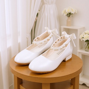 Splendide <span class=keywords><strong>scarpe</strong></span> da principessa con perle bianche per bambina, <span class=keywords><strong>scarpe</strong></span> con tacco alto, antiscivolo, suola morbida, per feste, matrimoni, spettacoli teatrali. - Product Image 1