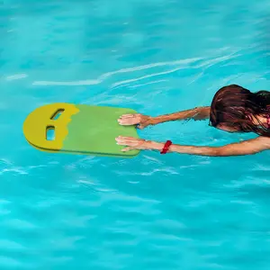 Planche flottante de natation en Eva avec logo personnalisé léger intégré avec poignée à trous pour l'entraînement à la natation