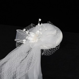 Großhandel Neuankömmling Satin Blumen Baskenmütze Mesh Schleier Pillbox Hut für Frauen Modische <span class=keywords><strong>Kentucky</strong></span> <span class=keywords><strong>Derby</strong></span> Bride Church Partys - Product Image 4