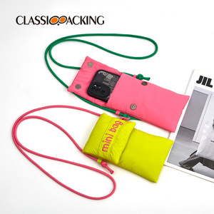 Mini sac à bandoulière brodé personnalisé sac de rangement pour <span class=keywords><strong>carte</strong></span>-clé rouge à lèvres petit sac de téléphone portable pour femmes filles - Product Image 1