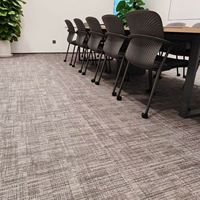 Dalles de moquette carrées en nylon à boucles, imprimées florales, fabriquées à la machine, pour bureaux et espaces commerciaux, ignifuges et insonorisantes, vente en gros
