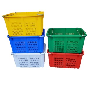 Caja de plástico apilable de 690x480x370mm con asas de hierro para el transporte y entrega de frutas y verduras - Product Image 4